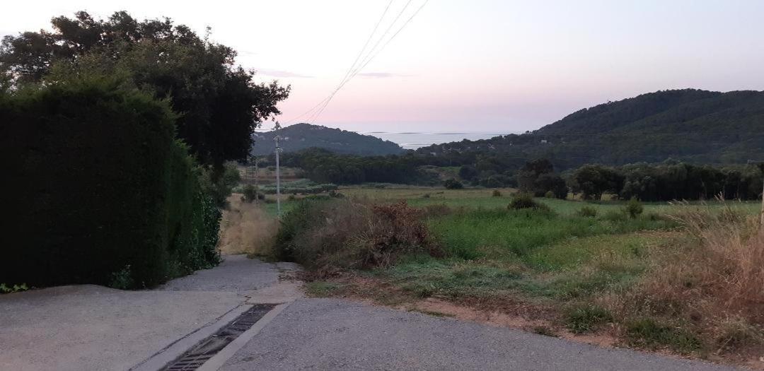 Estudio Vistas Al Mar Tamariu Y Bosques De Begur Esterno foto